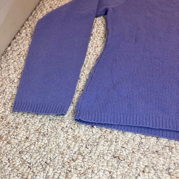 Gap Vintage Womens Vneck Sweater Size XL 100% Lambs Wool Pullover Casual - Picture 8 of 10